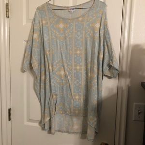 Lularoe 3X Irma top